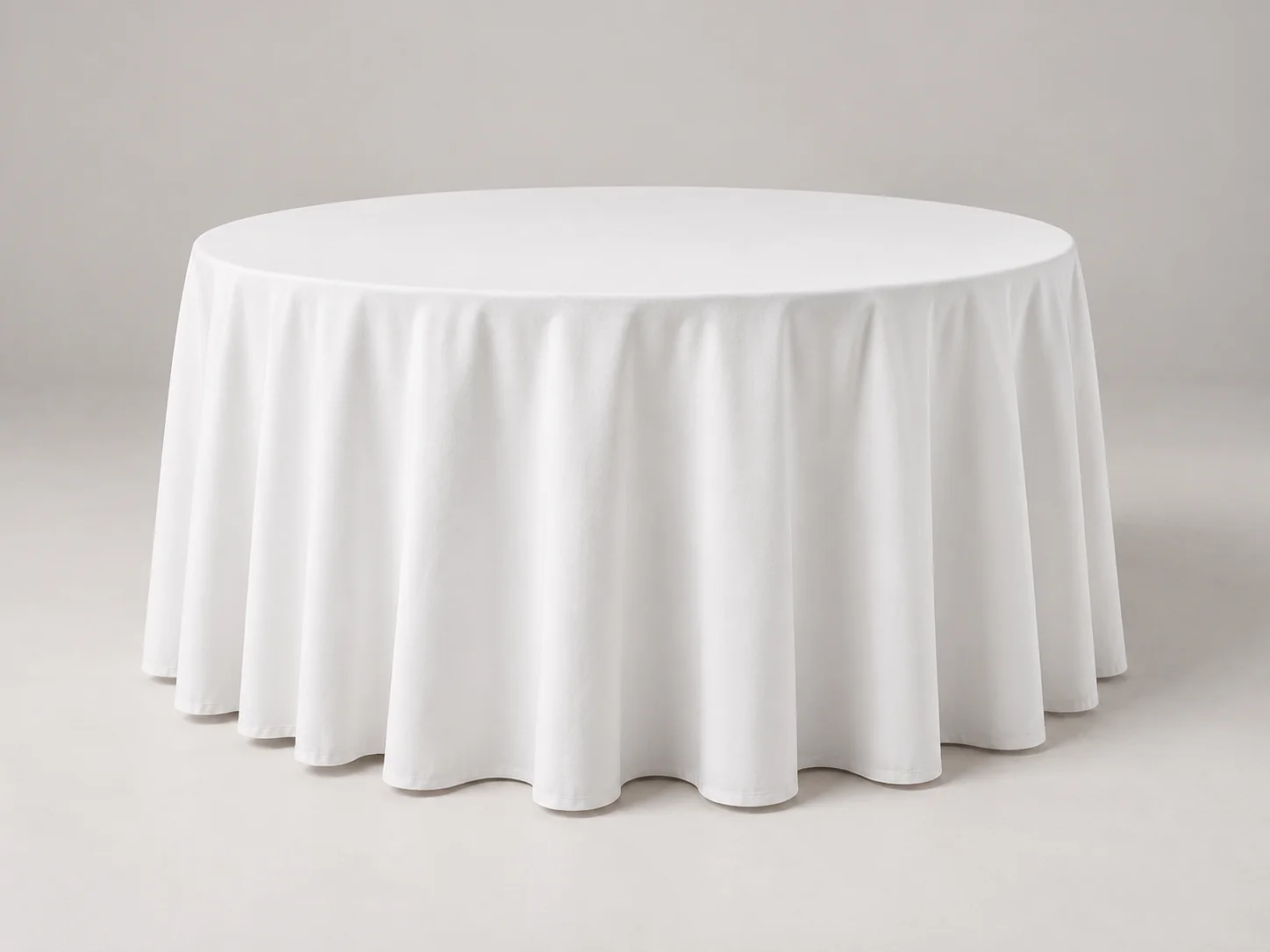 Round Banquet Table 150 hire on Mallorca